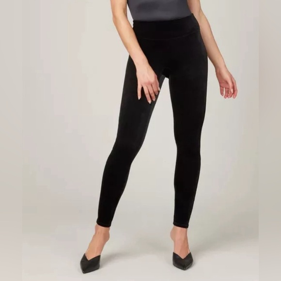 Spanx Velvet Sculpting High Waist Leggings 2070 Black Size M - Picture 1 of 6